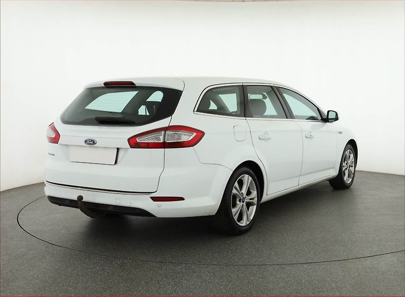 Ford Mondeo (2013) 2.0 TDCi, Automat, Serv.kniha - fotka 5 z 19