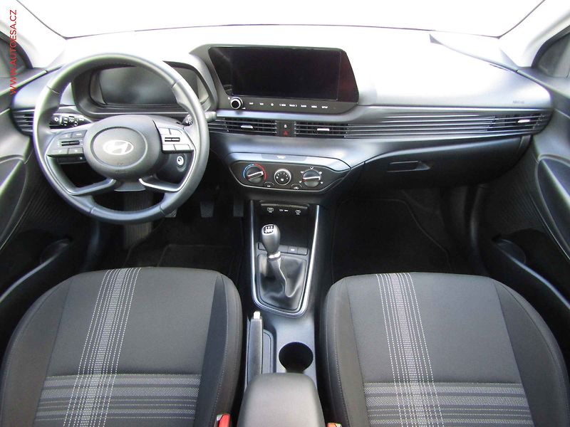 Hyundai i20 (2024) 1.2CVVT, 1.maj,ČR, STK8/28 - fotka 8 z 22