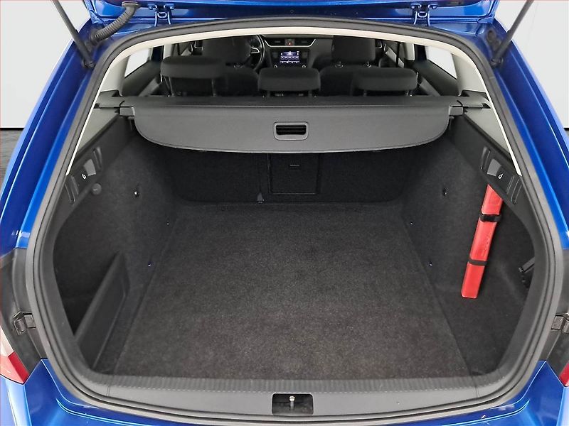 Škoda Octavia (2017) Ambition 1.0 TSI, ČR,1.maj - fotka 14 z 17