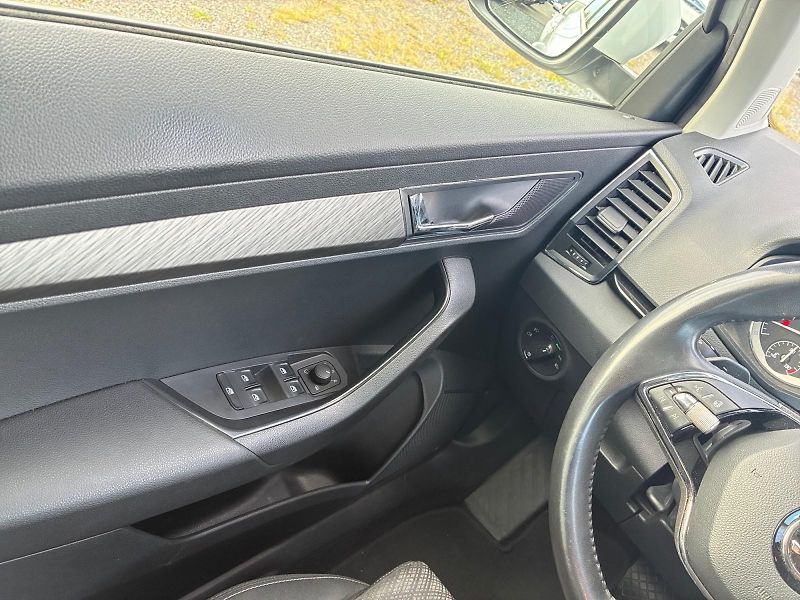 Škoda Karoq (2022) STYLE 1.5TSI 110kW TAŽNÉ DPH  - fotka 11 z 11