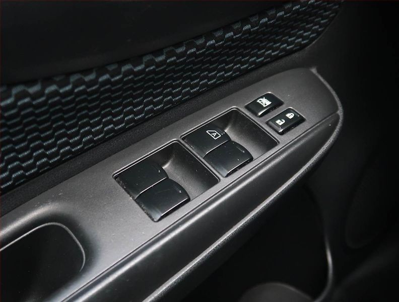 Nissan Note (2014) 1.2, Serv.kniha, Tempomat - fotka 17 z 25