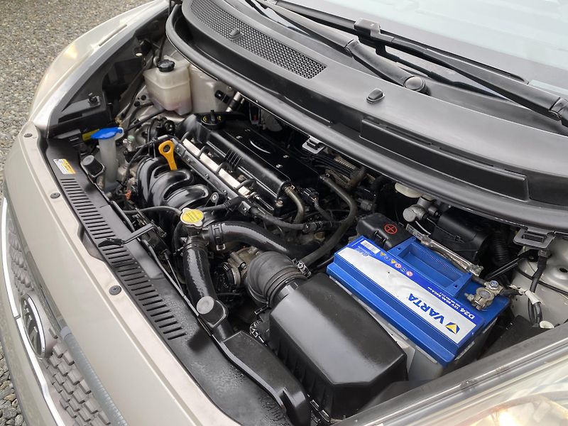 Kia Venga 1.4i 16v 90PS KLIMA SERVIS!!!  - fotka 89 z 144