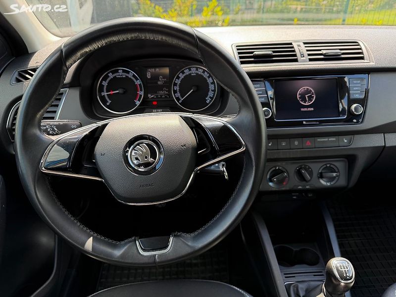 Škoda Fabia 1.0 tsi 70 kw / combi - fotka 14 z 19