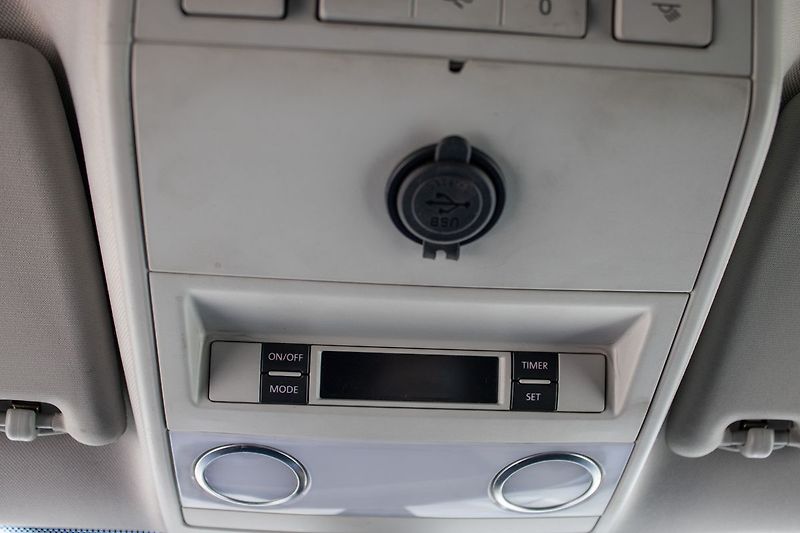 Volkswagen Caravelle 4Motion 2.0 BITDI - fotka 31 z 40