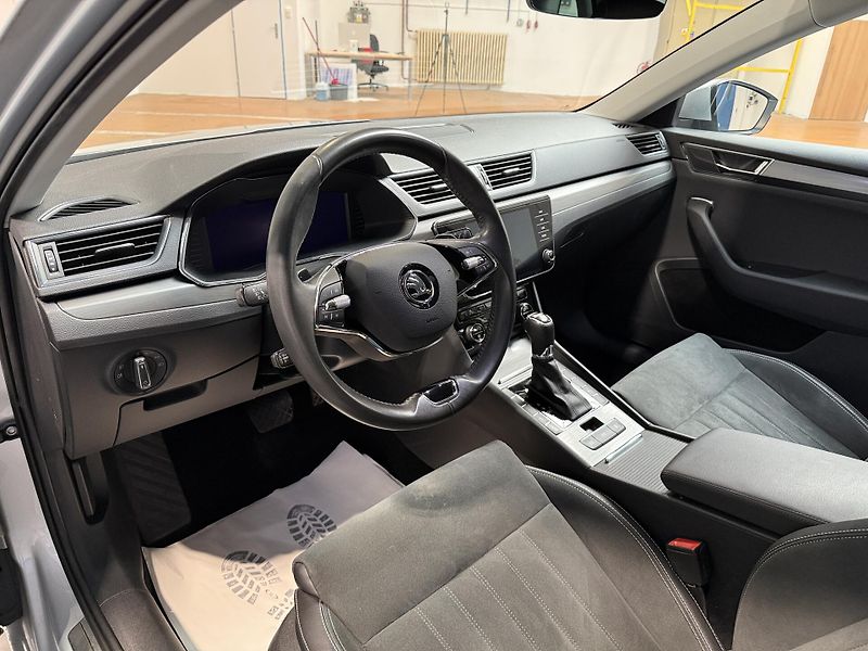 Škoda Superb 2.0 TDI 110kW Style Combi DSG - fotka 6 z 15