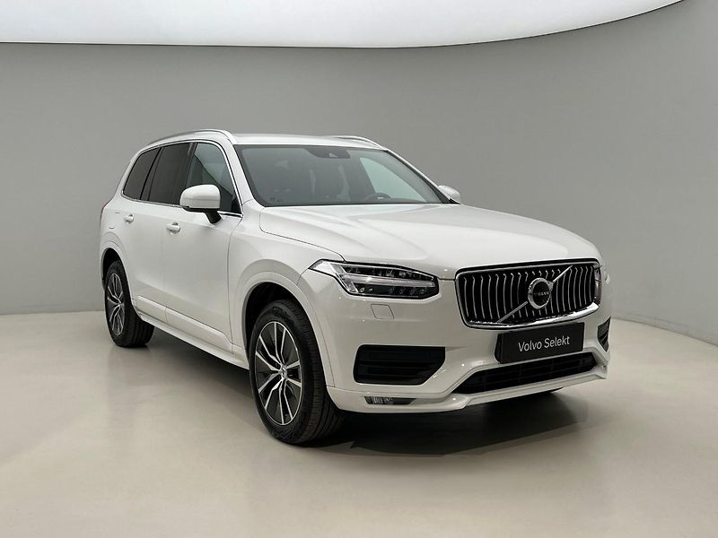 Volvo XC90 B5 AWD MOMENTUM PRO 7 MÍST - fotka 8 z 44