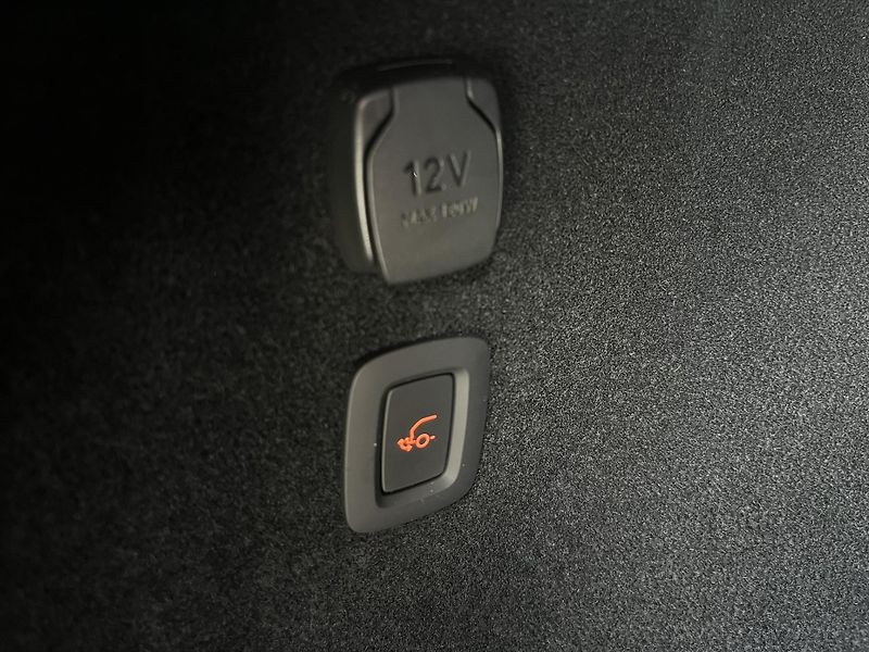 Volvo EX30 AWD Ultra Twin/TZ/360/ Kola - fotka 27 z 55