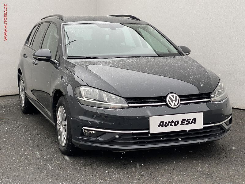 Volkswagen Golf (2019) 1.6 TDi, Comfortline, DSG - fotografie inzerátu