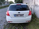 Kia Ceed (2010) 1.6D/85kW, automat, výhřev, AC - náhled 14