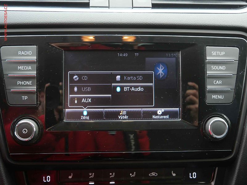 Škoda Octavia (2015) 2.0 TDi, ČR, Elegance - fotka 17 z 19