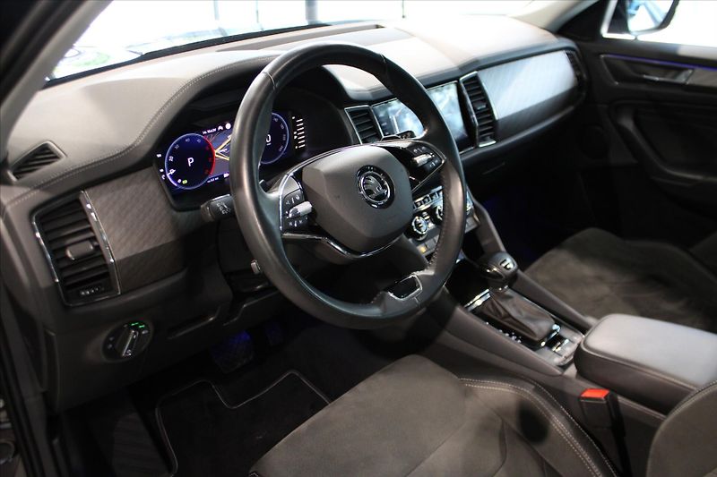 Škoda Kodiaq TDi DSG 4x4 Style ACC/Fullserv - fotka 13 z 33