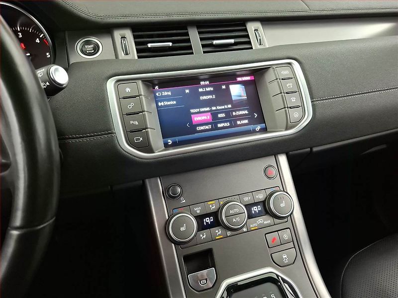 Land Rover Range Rover Evoque (2018) TD4, 4X4, Automat, Kůže, Navi - fotka 12 z 18
