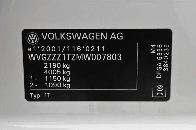 Volkswagen Touran 2,0 TDI 110kWTAŽNÉ LED Záruka - fotka 12 z 31
