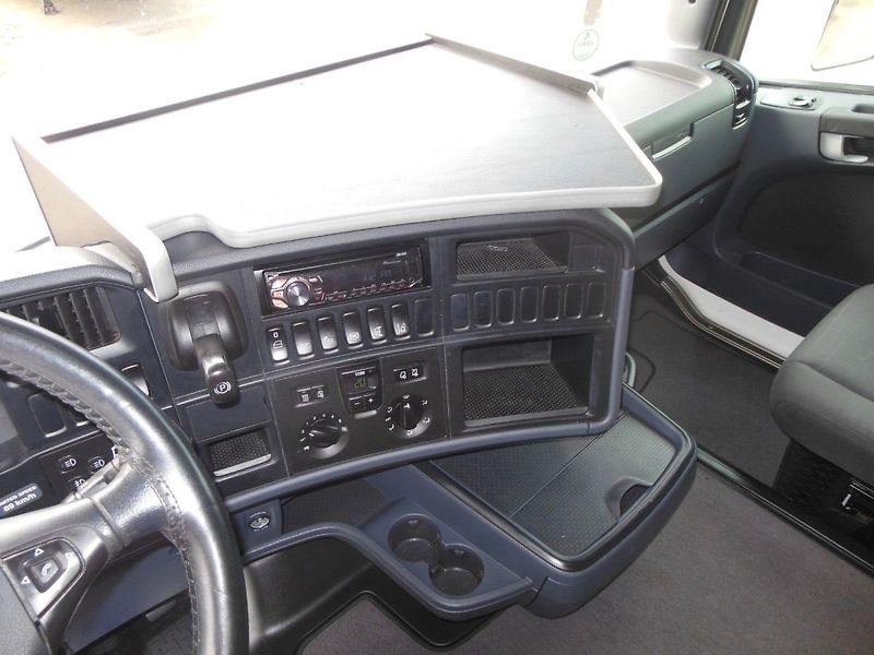Scania R410, LowDeck, Retarder - fotka 17 z 19