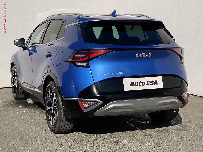 Kia Sportage (2023) 1.6 T-GDi, 2.maj,ČR, TOP - fotka 6 z 19