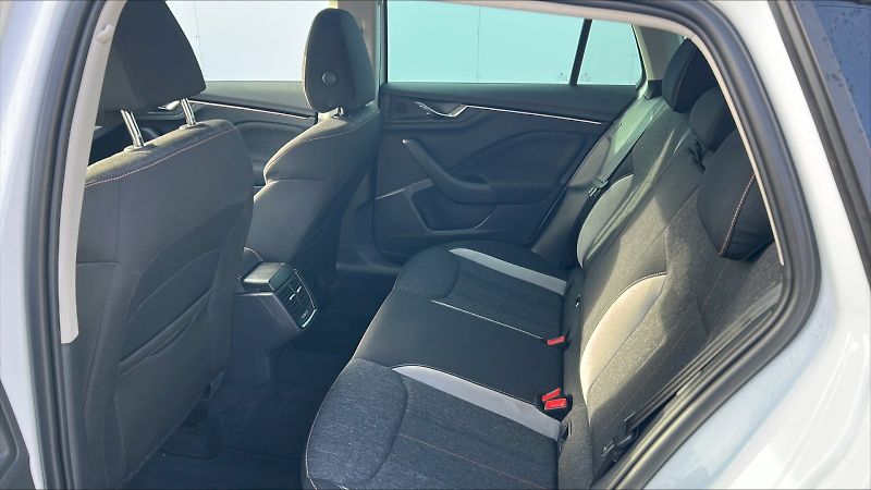 Škoda Scala (2025) SELEC TSI 85/1.0 A7F - fotka 14 z 29