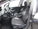 Peugeot 2008 (2018) 1.5HDi, Panorama, AC - náhled 9