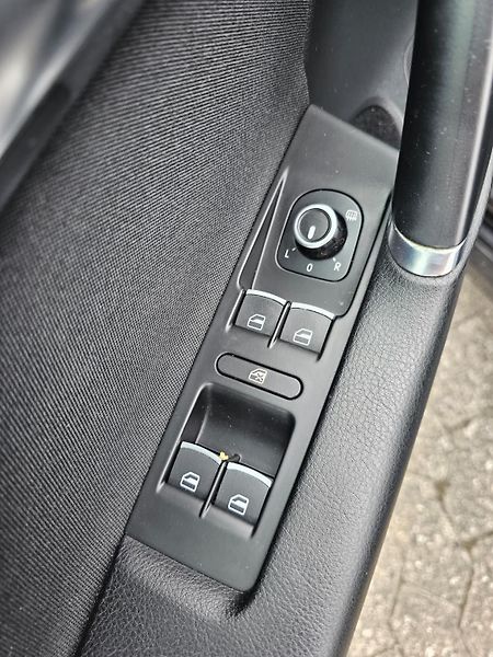 Volkswagen Passat 2.0 TSI, PRODÁNO - fotka 22 z 30