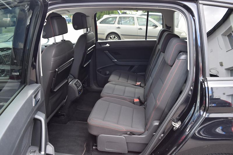 Volkswagen Touran (2017) 1.4TSI 110kw 7MÍST CLBMT NAVI - fotka 14 z 50