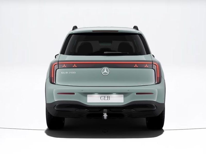 Mercedes-Benz GLB (2026) 200 - fotka 5 z 8