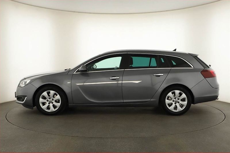 Opel Insignia (2016) 2.0 CDTI, Xenony, Tempomat - fotka 3 z 14