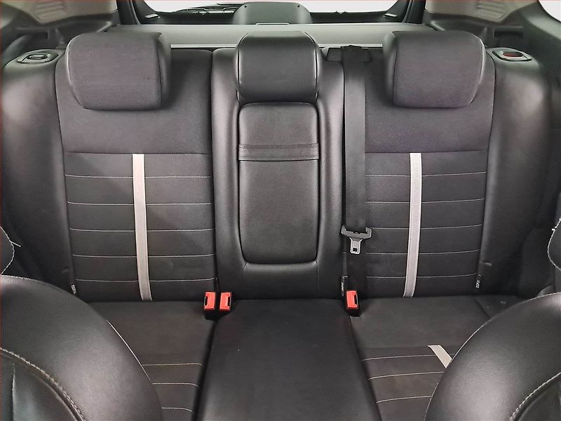Ford Kuga (2010) 2.0 TDCi, 4X4, Tempomat - fotka 10 z 17