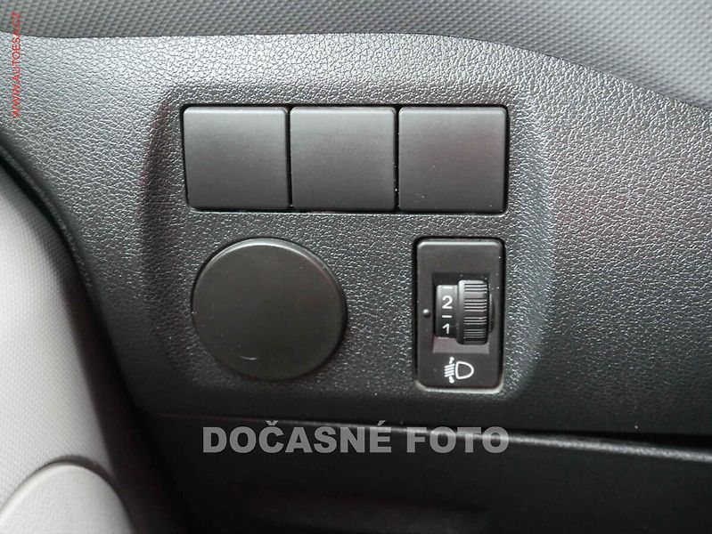 Citroën Berlingo (2009) 1.6i, ČR, TZ - fotka 12 z 12