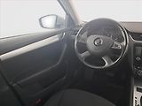 Škoda Octavia (2013) 2.0 TDI, Automat, Xenony - náhled 7