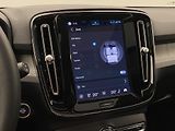 Volvo XC40 B4 DARK ULTIMATE AUT CZ - náhled 53
