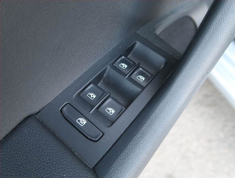 Škoda Octavia (2016) 1.6 TDI, 4X4, Serv.kniha - fotka 16 z 19