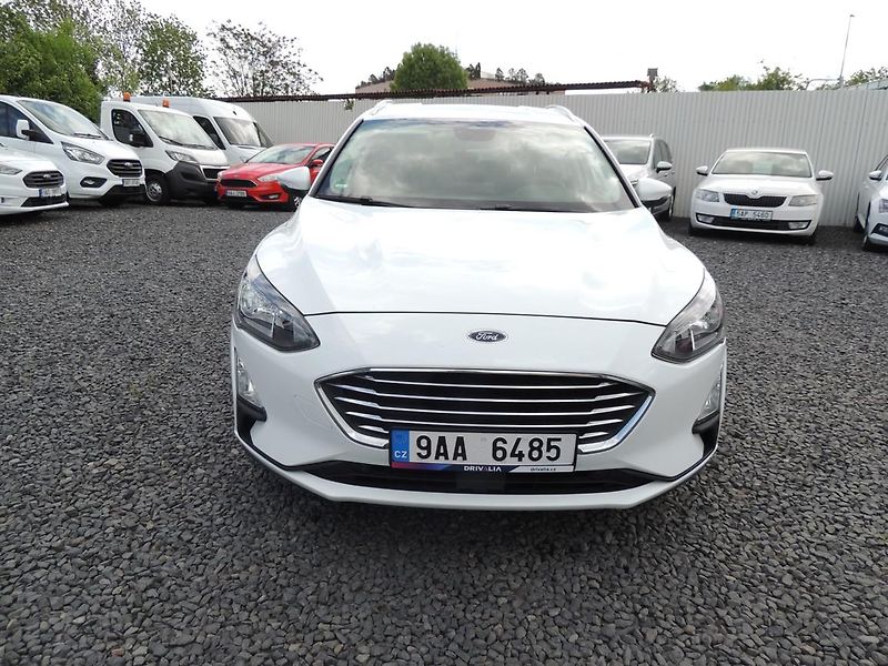 Ford Focus (2022) 1.5TDCi,88kw,Titanium,automat - fotka 2 z 62