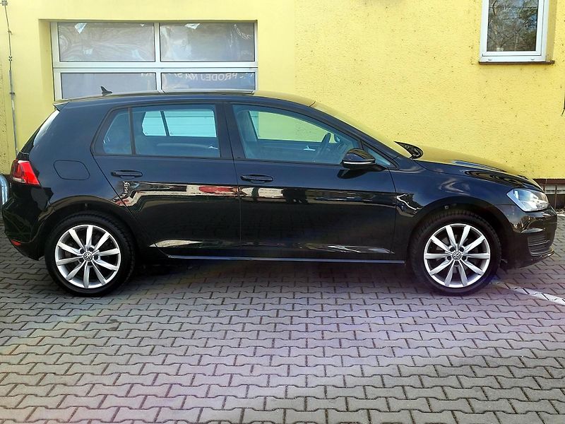 Volkswagen Golf 1,2 TSi SERV.KN*CEBIA,EA211 - fotka 11 z 39
