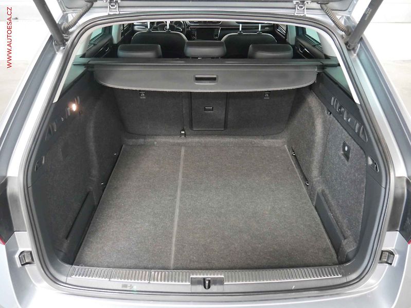 Škoda Superb (2016) 2.0 TDi 4x4, ČR, L&K, DSG - fotka 7 z 25