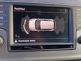 Volkswagen Golf (2015) 1.6 TDi, Lounge, bixen, navi - náhled 17