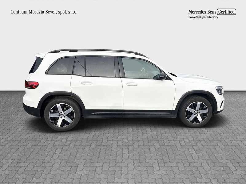 Mercedes-Benz GLB 200d 4MATIC - fotka 6 z 16