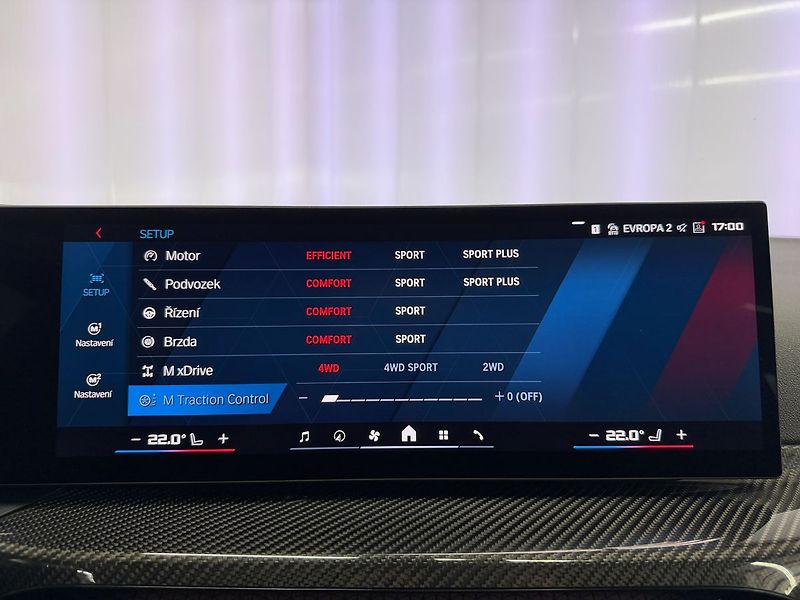BMW M3 xDrive COMPETITION, CARBON, H& - fotka 18 z 36