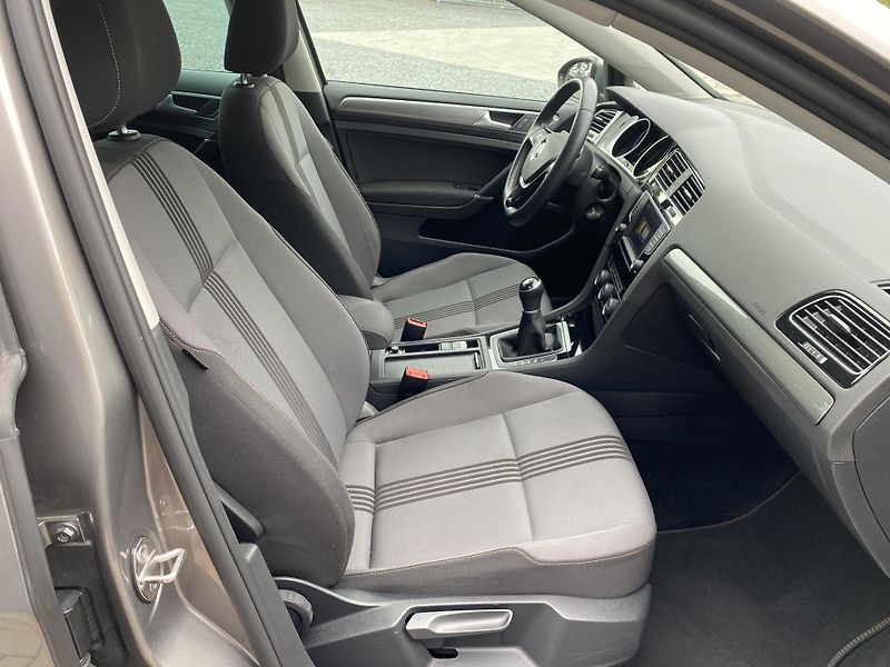 Volkswagen Golf 1.2 TSI 81kW -ALLSTAR-PDC-ALU - fotka 39 z 43