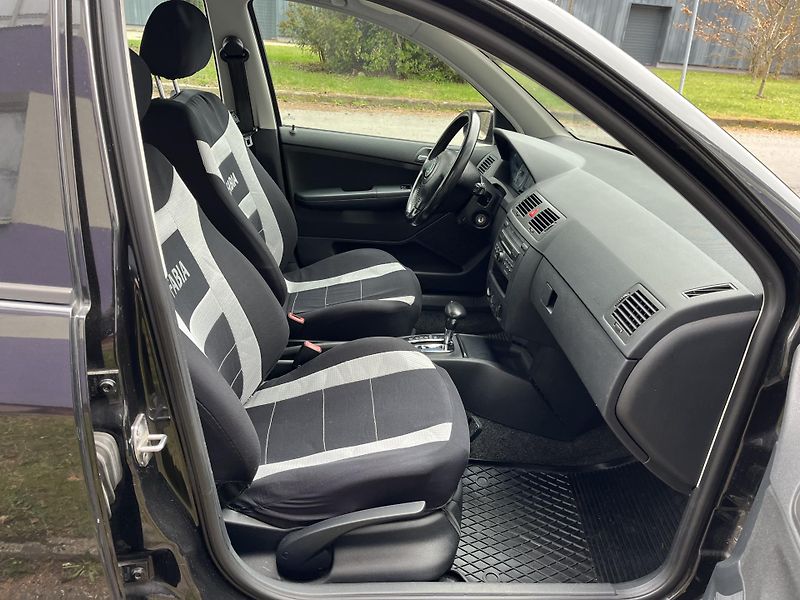 Škoda Fabia 1,4i 16V / AUTOMAT / combi  - fotka 25 z 34