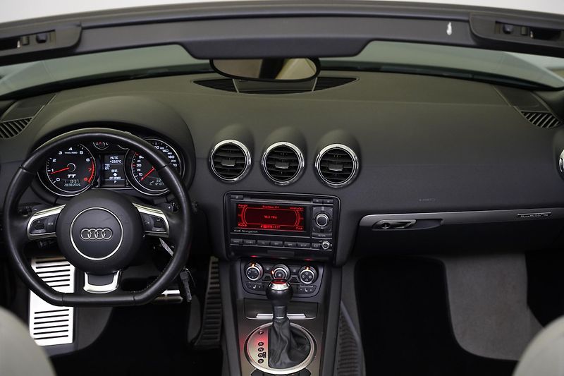 Audi TT - fotka 5 z 27