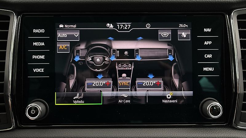 Škoda Kodiaq 2.0 TDI DSG 4x4 L&K - fotka 30 z 32