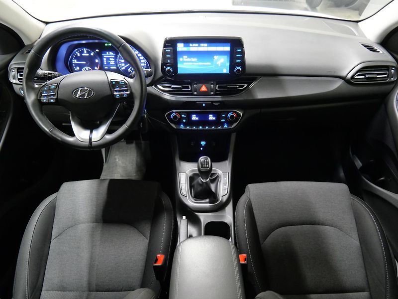 Hyundai i30 - fotka 5 z 26