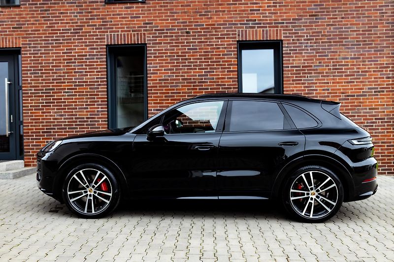 Porsche Cayenne (2024) Porsche Cayenne GTS V8 4.0  - fotka 2 z 22