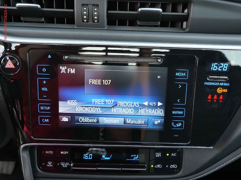 Toyota Auris (2019) 1.6i, ČR, AC, tempo - fotka 16 z 20
