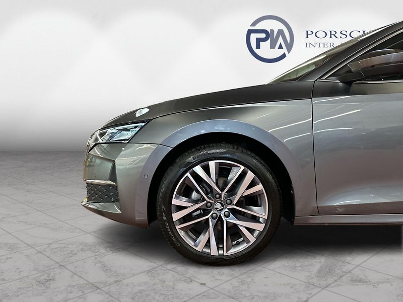 Škoda Octavia 2,0 TDI / 110 kW Exclusive Sel - fotka 9 z 25