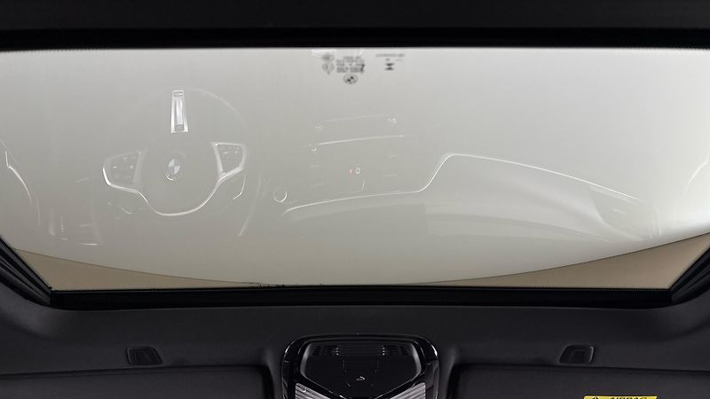 BMW Řada 5 540i AUT xDrive M-paket Tourin - fotka 31 z 34