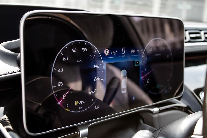 Mercedes-Benz Třídy S - fotka 17 z 47