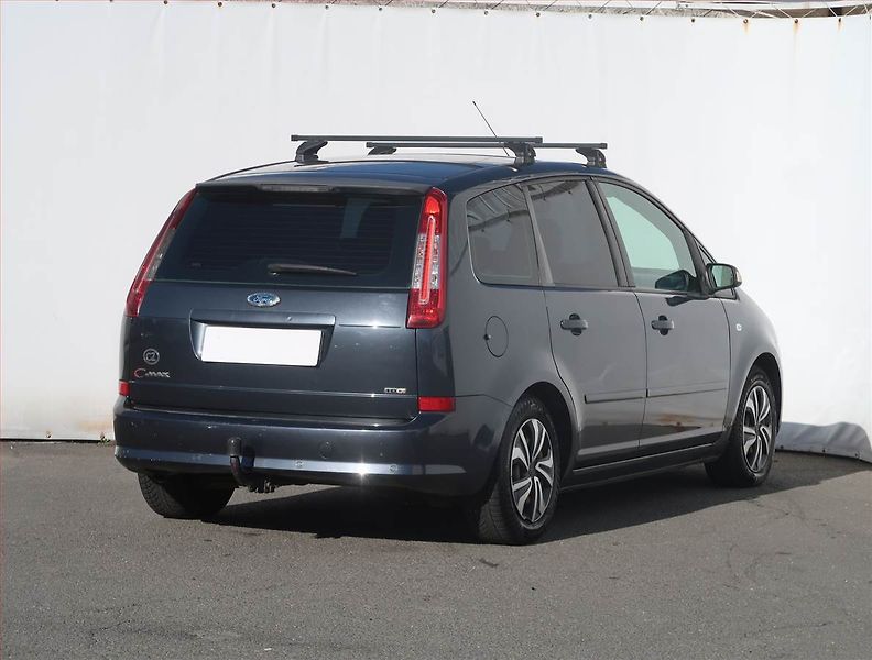 Ford C-MAX (2008) Ghia 1.6 TDCi, Tažné, Klima - fotka 5 z 17
