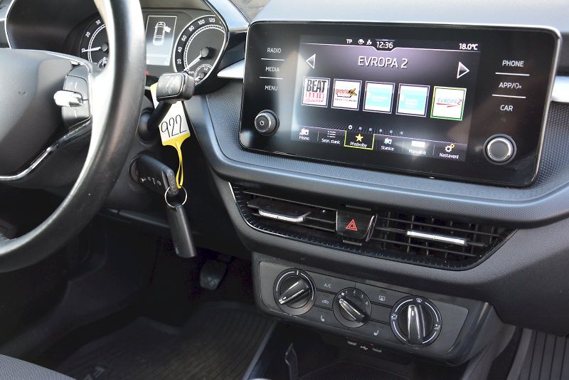 Škoda Fabia (2023) 1.0 TSI 70 KW Ambition PLUS - fotka 24 z 24