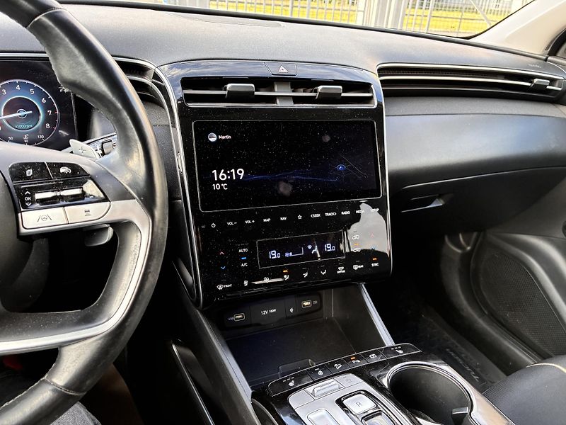 Hyundai Tucson 1.6T-GDi 110kW AUTOMAT STYLE - fotka 18 z 28
