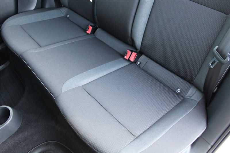 Škoda Rapid 1,4 TDI  NOVÉ V ČR - fotka 21 z 32